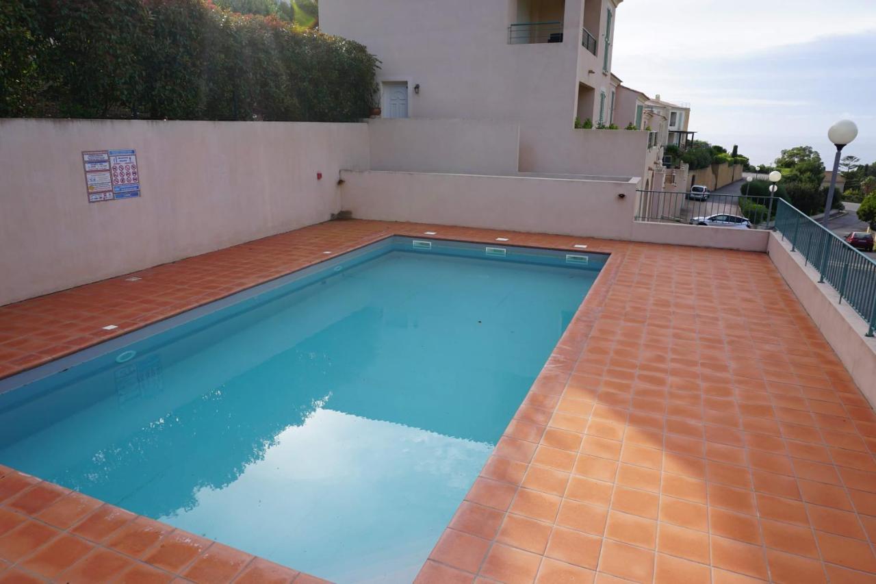 Joli T3 familial proche de la mer Saint-Florent  Exterior foto
